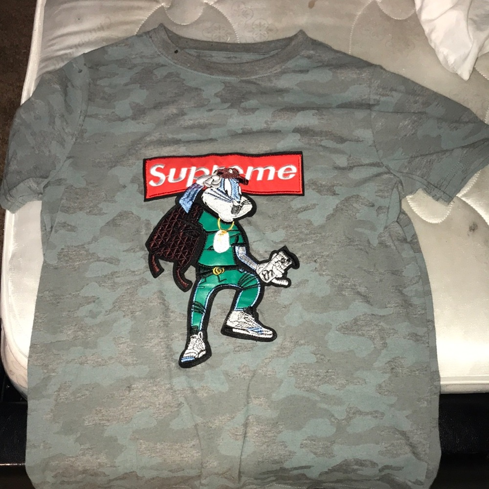 Supreme bugs bunny shirt